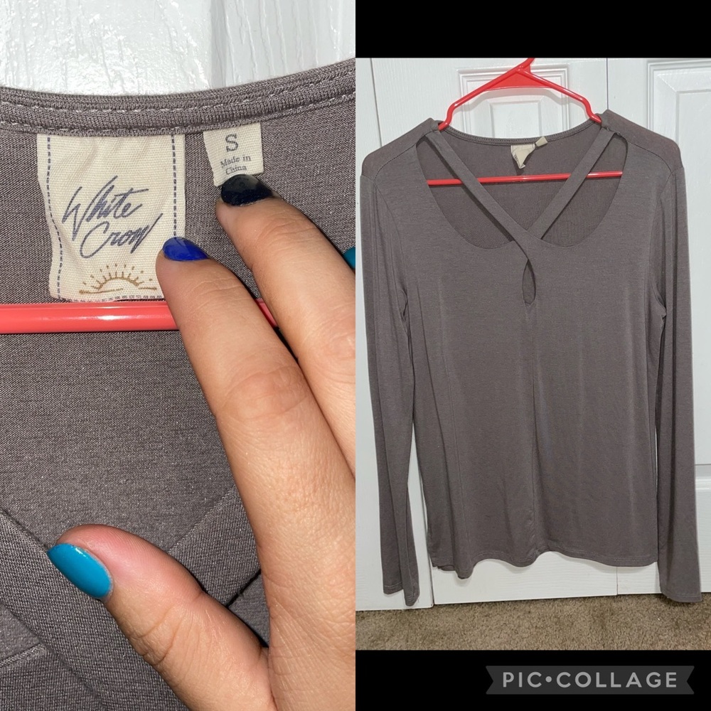 White crow worn once buckle top